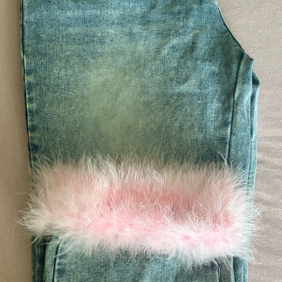 Pretty Garbage Jeans - Picture 2 of 3